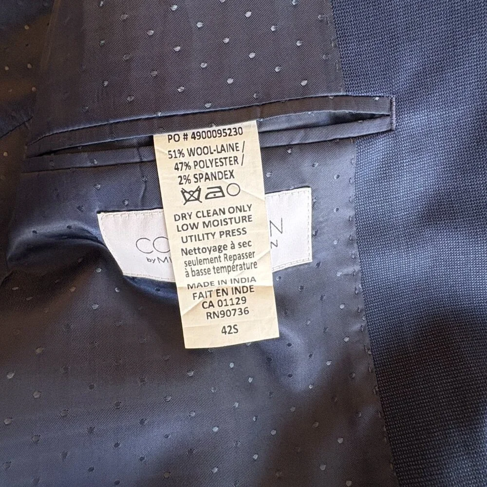Collection by Michael Strahan Modern Fit Navy Suit